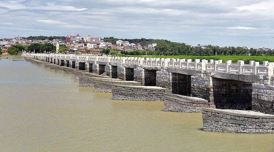 Using Oysters to Protect Bridge Piers From Folk Knowledge to Sustainable Construction Solutions