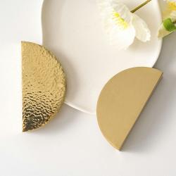 Furniture handles DH128